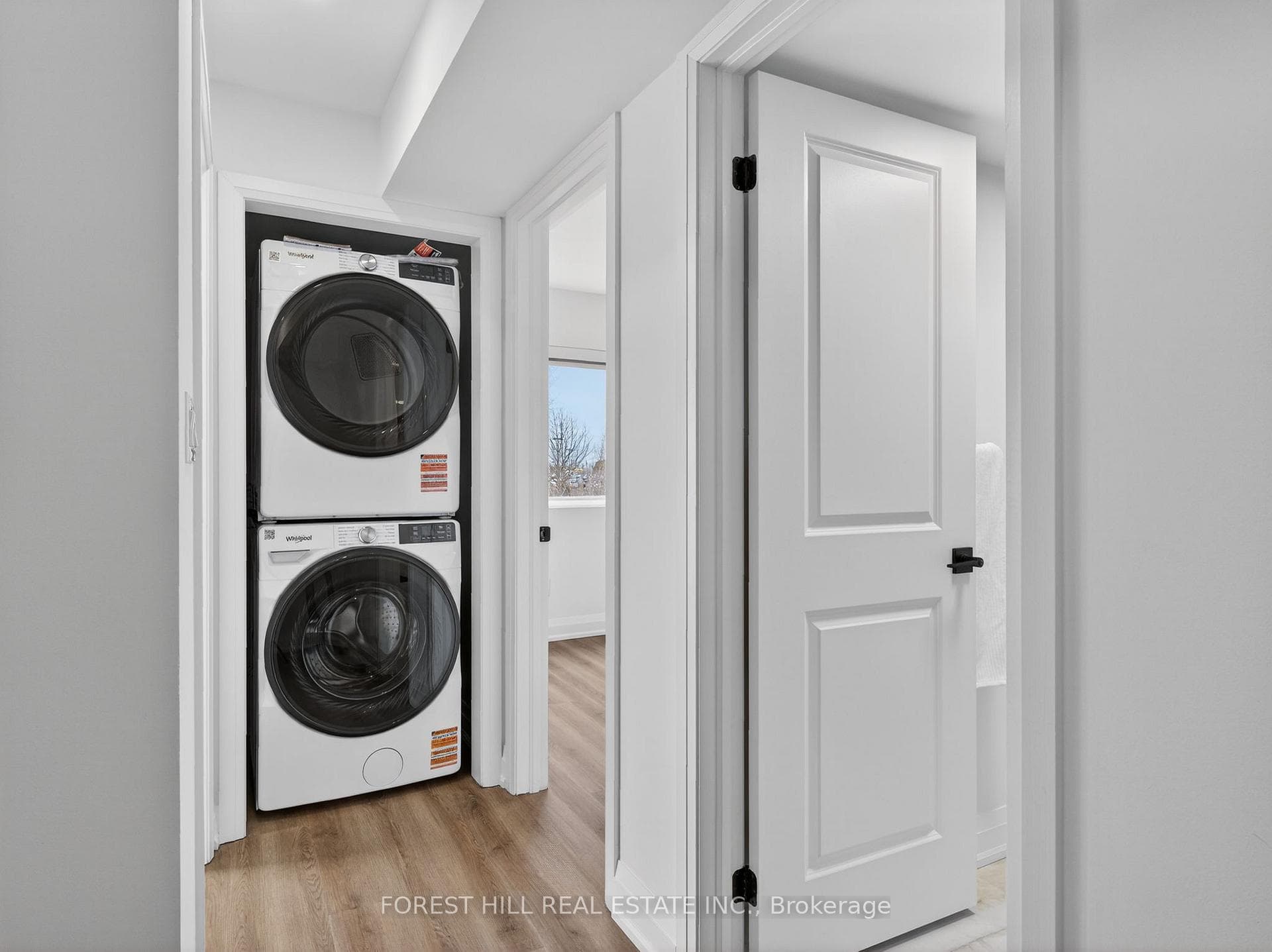 279 REINER Road Unit D photo 16
