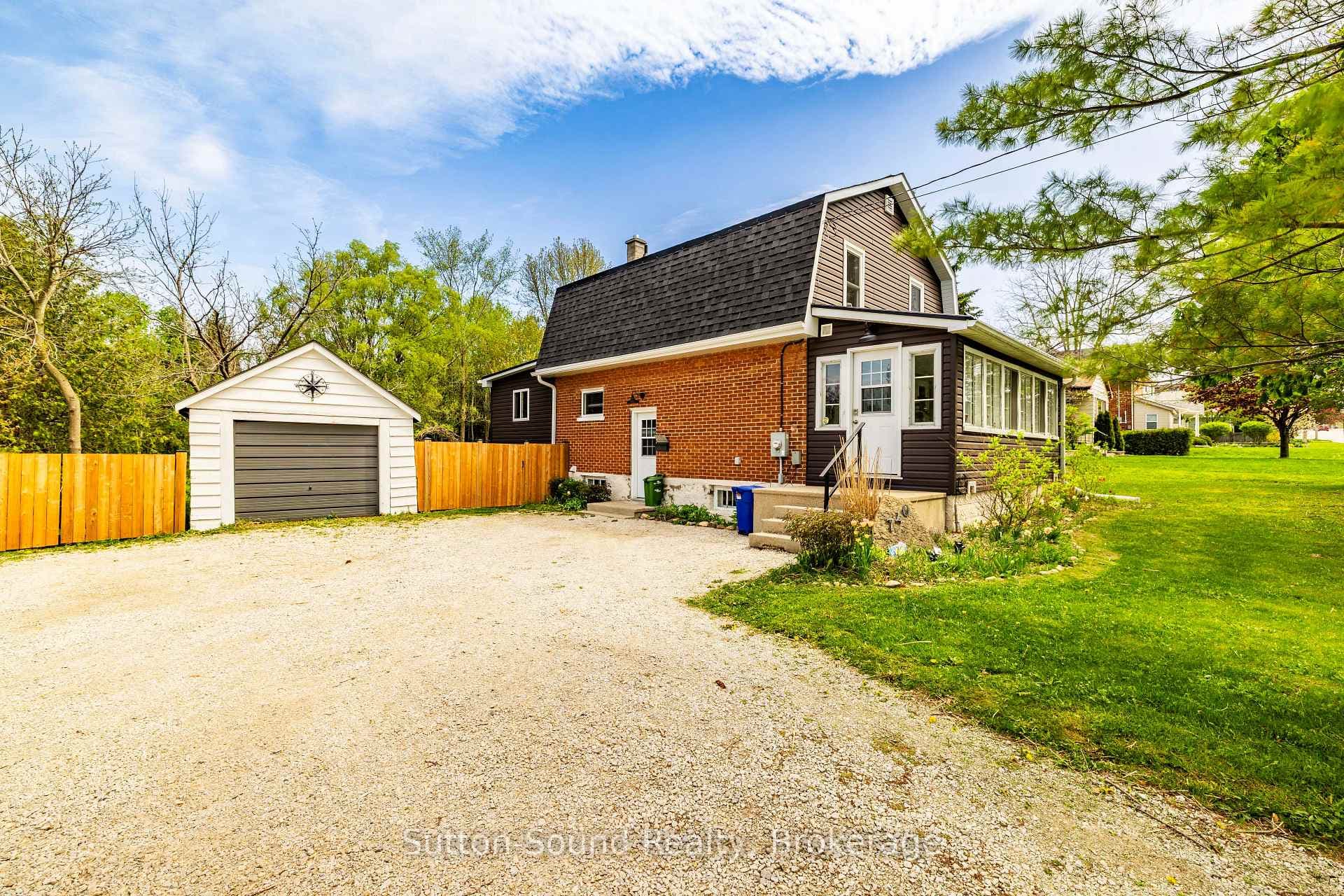 740 6th Street photo 24