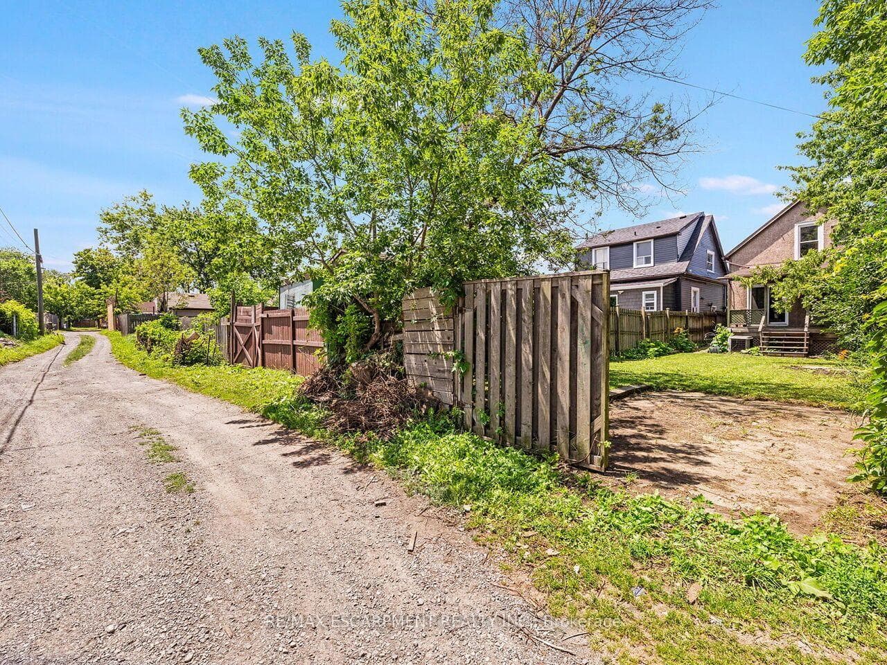 52 Stapleton Avenue photo 28