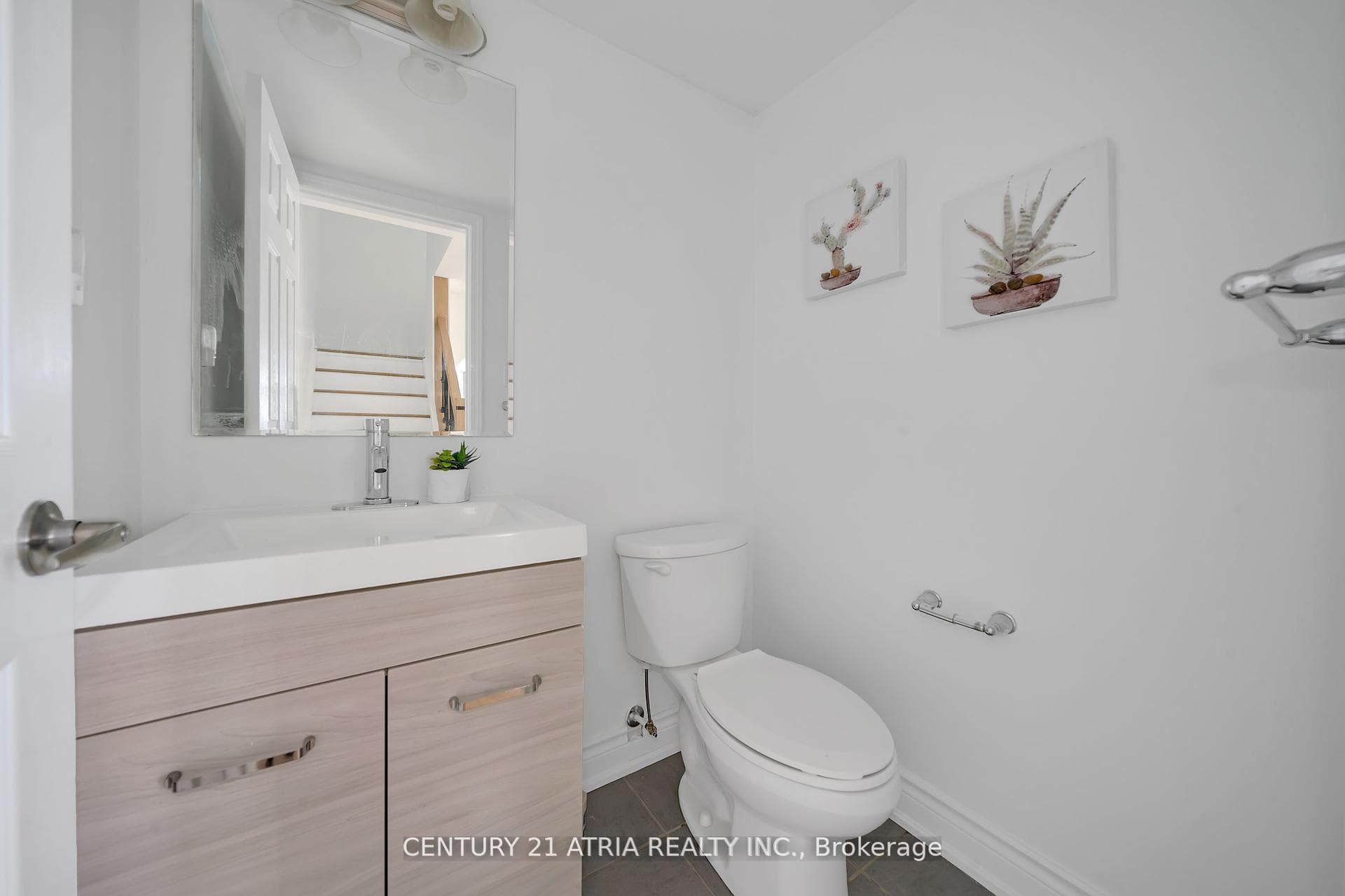 1591 Leblanc Court photo 18