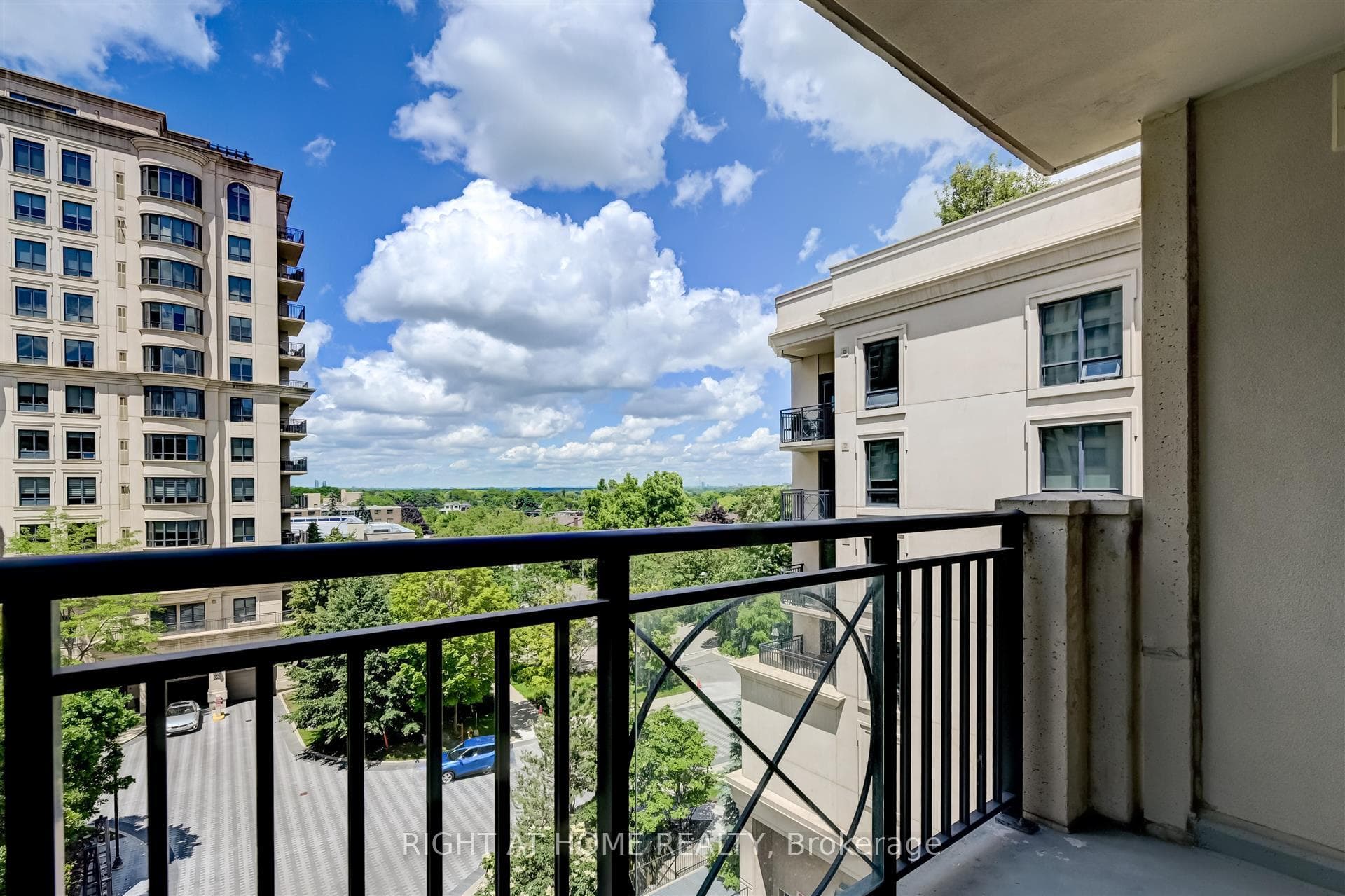 650 Sheppard Avenue Unit 505 photo 31