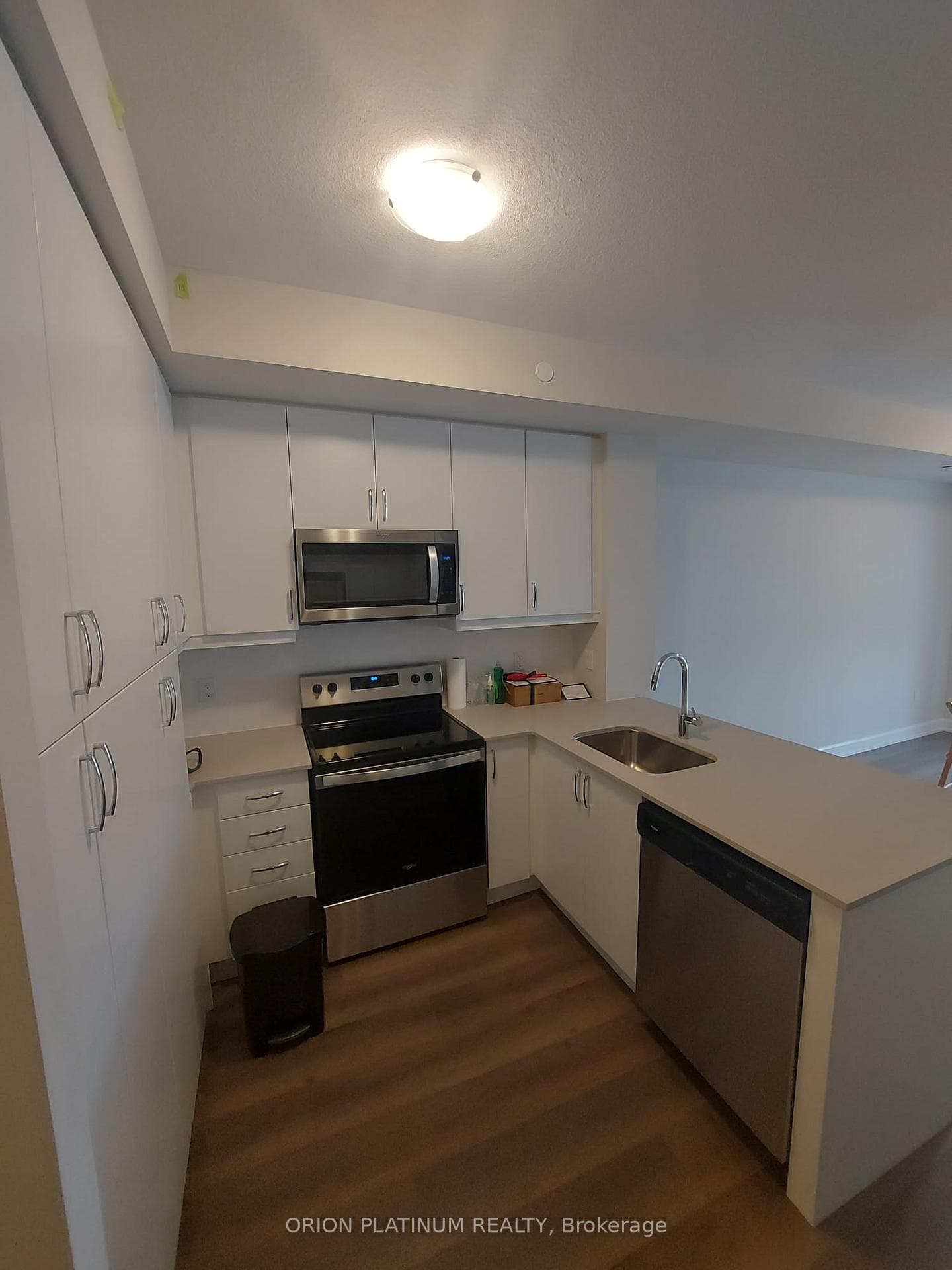 3200 William Coltson Avenue Unit 420 photo 8