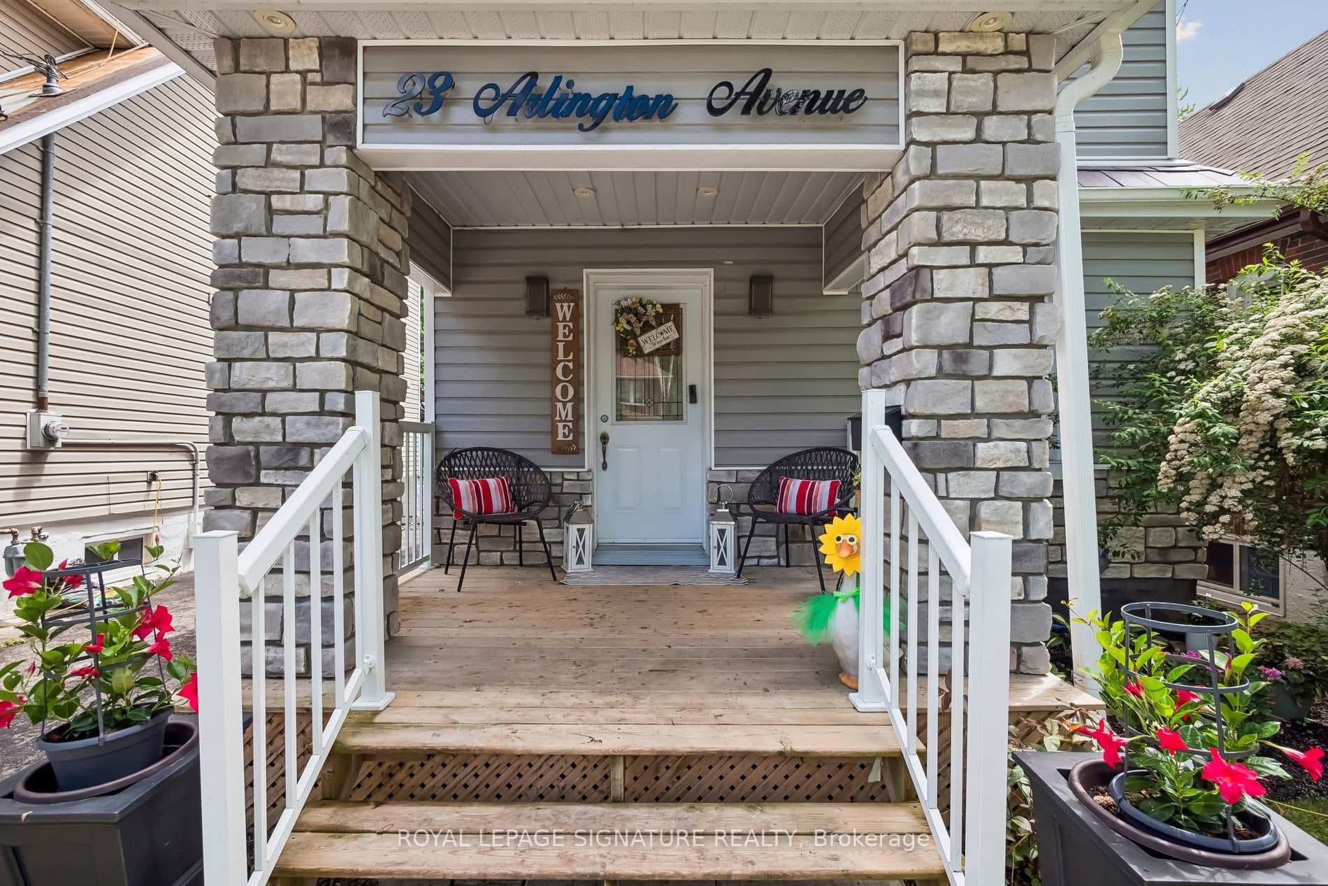 23 Arlington Avenue photo 1