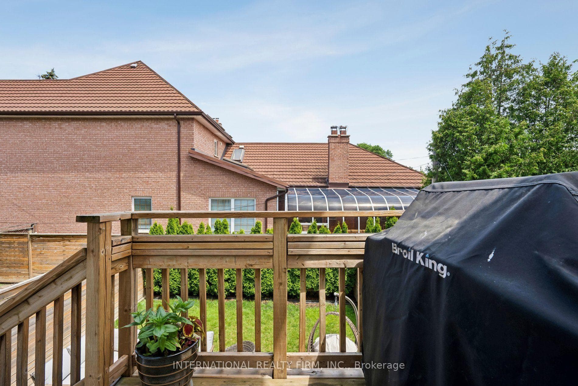39 Wilmington Avenue photo 39