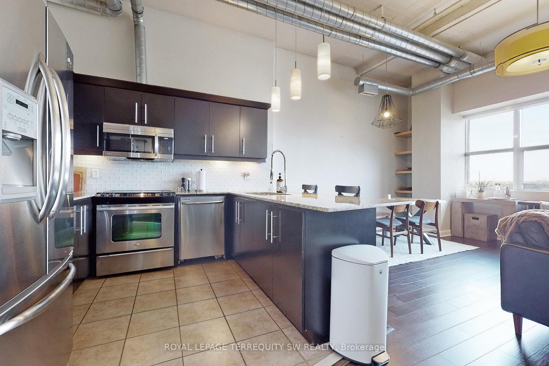 700 King Street Unit 1101 photo 14