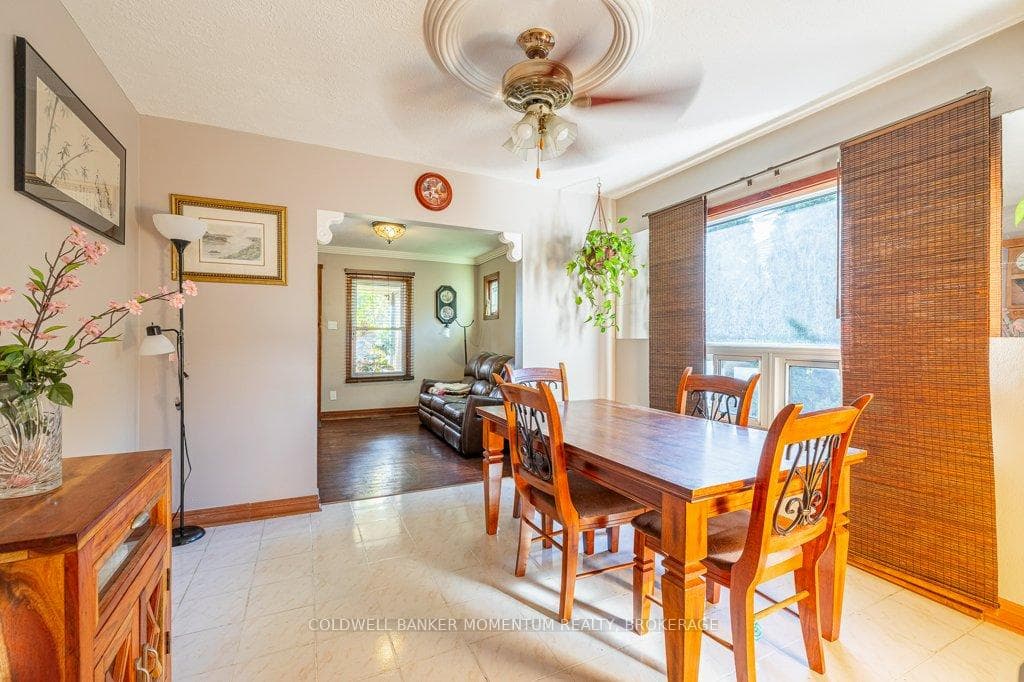 4447 Second Avenue photo 17