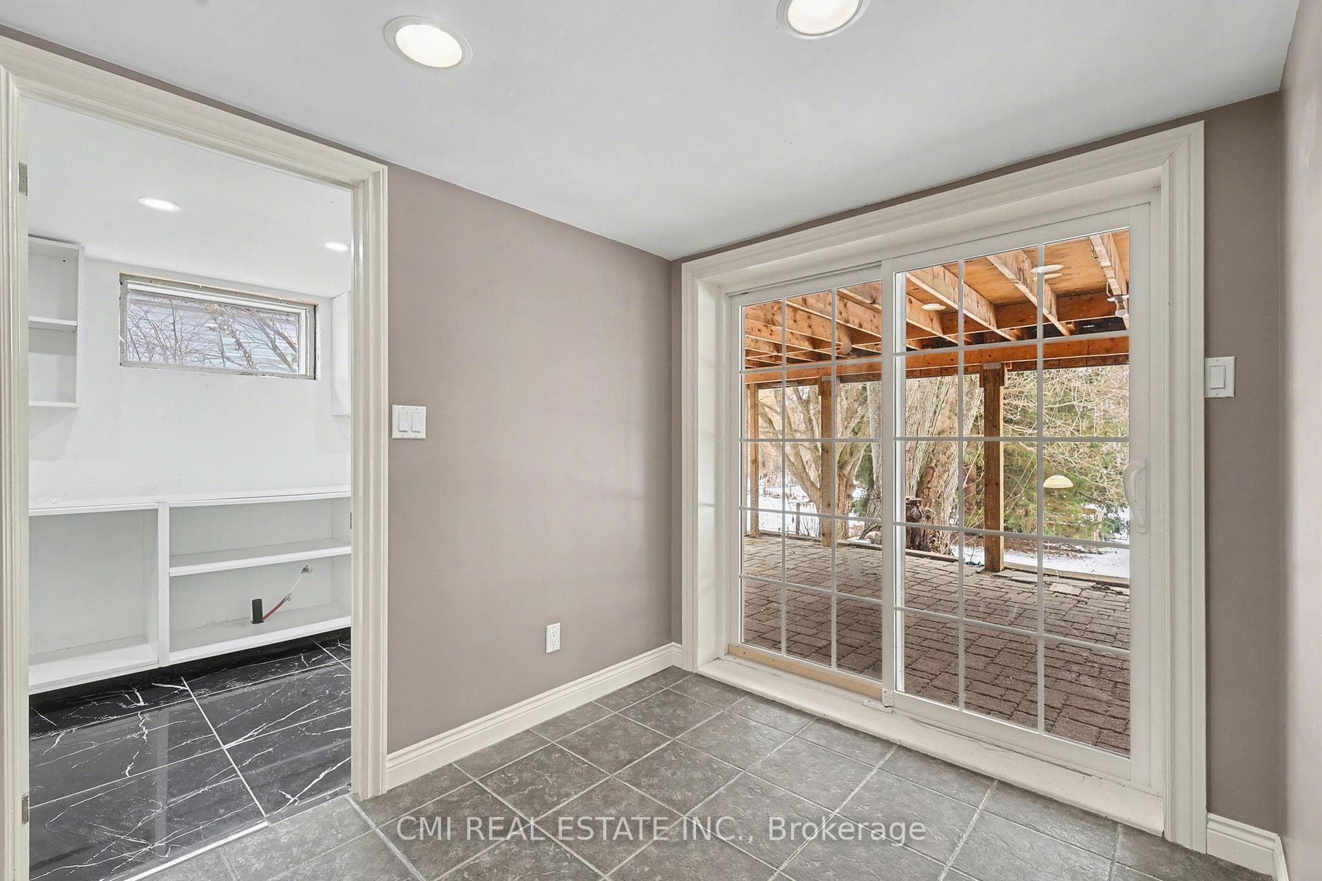 3440 Simcoe Street photo 21