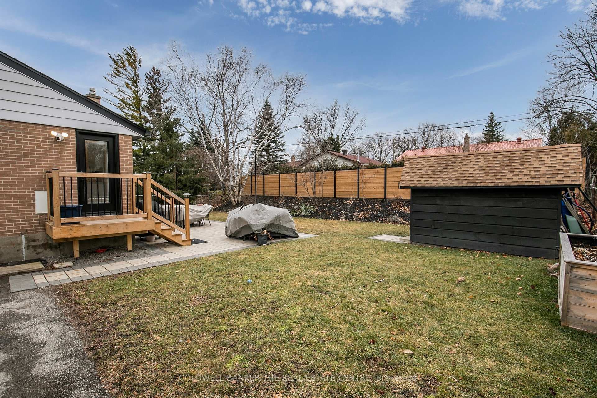 252 Scott Avenue photo 26