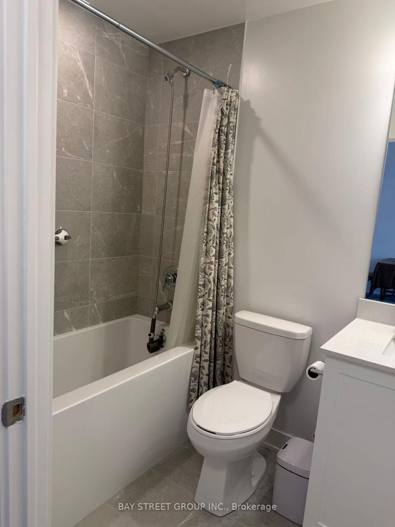 705 Davis Drive Unit 611 photo 8