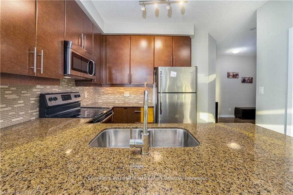 33 Bay Street Unit 2603 photo 4