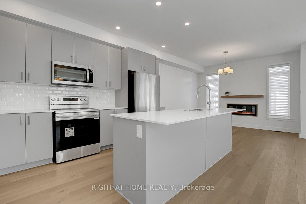 505 CORRETTO Place photo 3