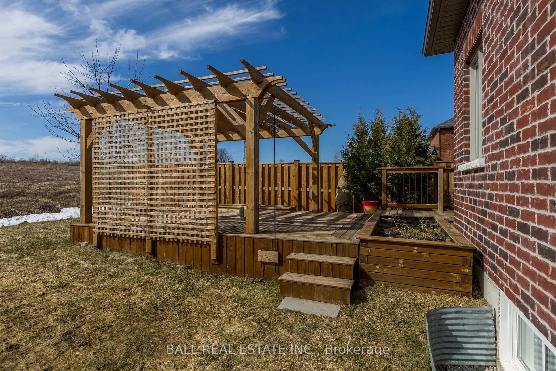 723 Sawmill Road photo 44