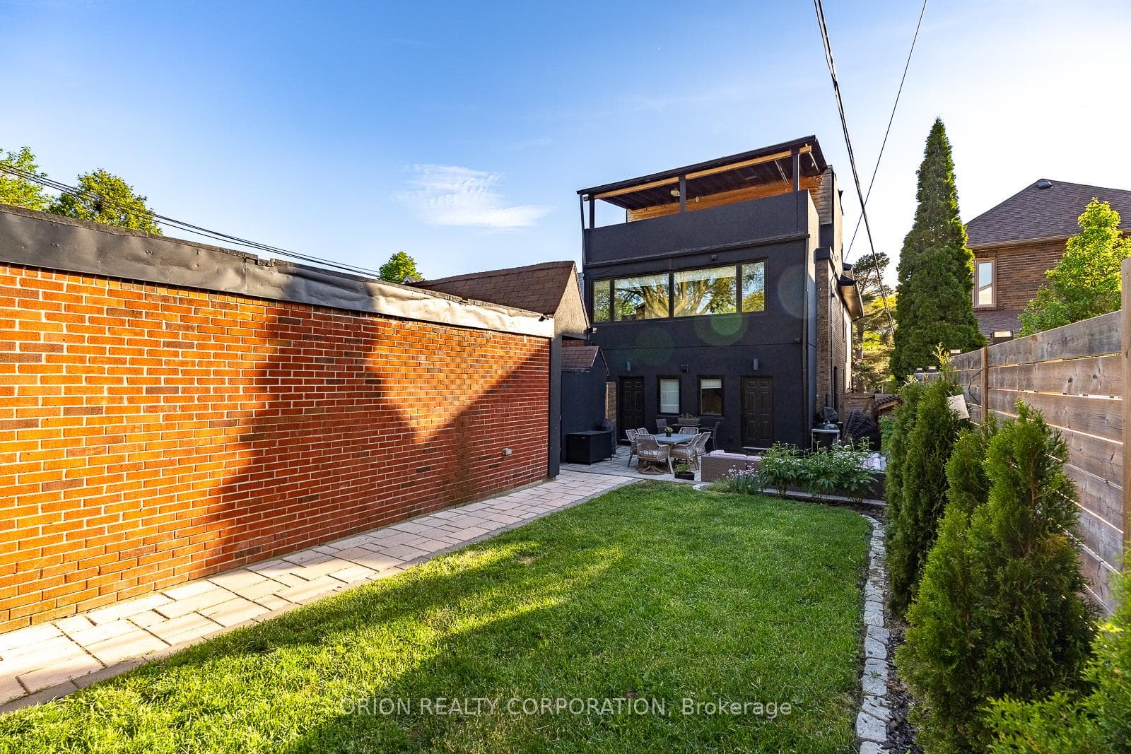 185 Glenholme Avenue photo 48