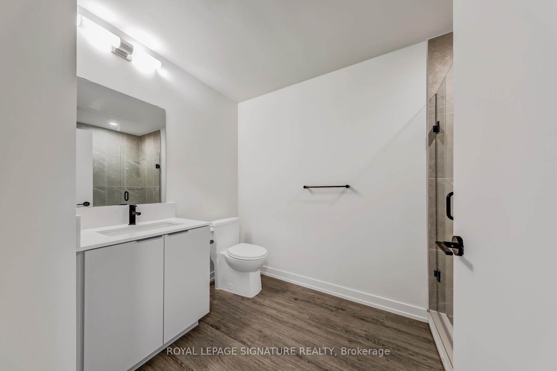 181 Sterling Road Unit 602 photo 15