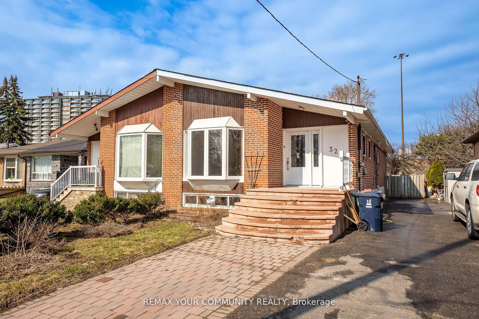 32 Marbury Crescent photo 3