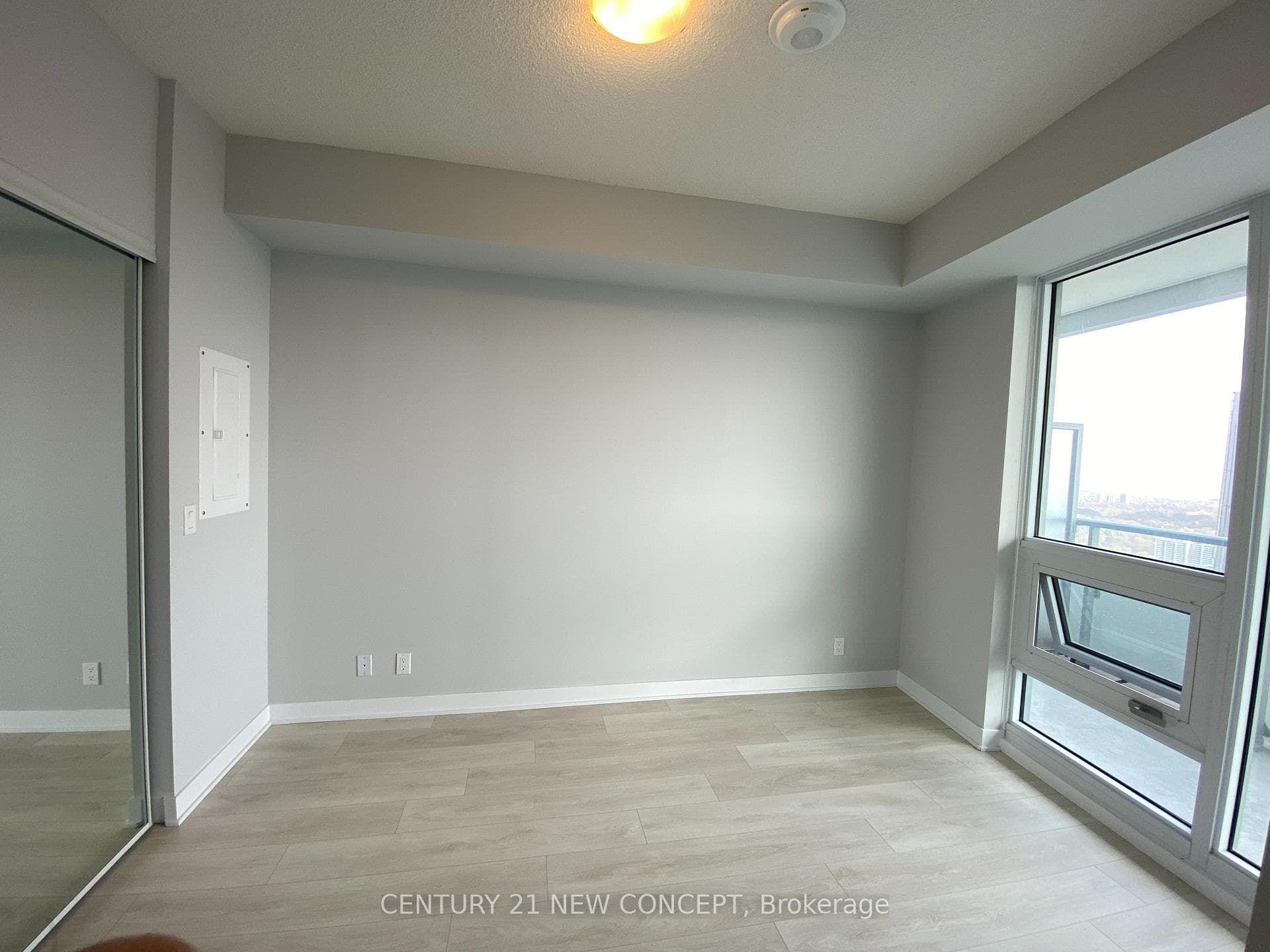 2221 Yonge Street Unit 5006 photo 16