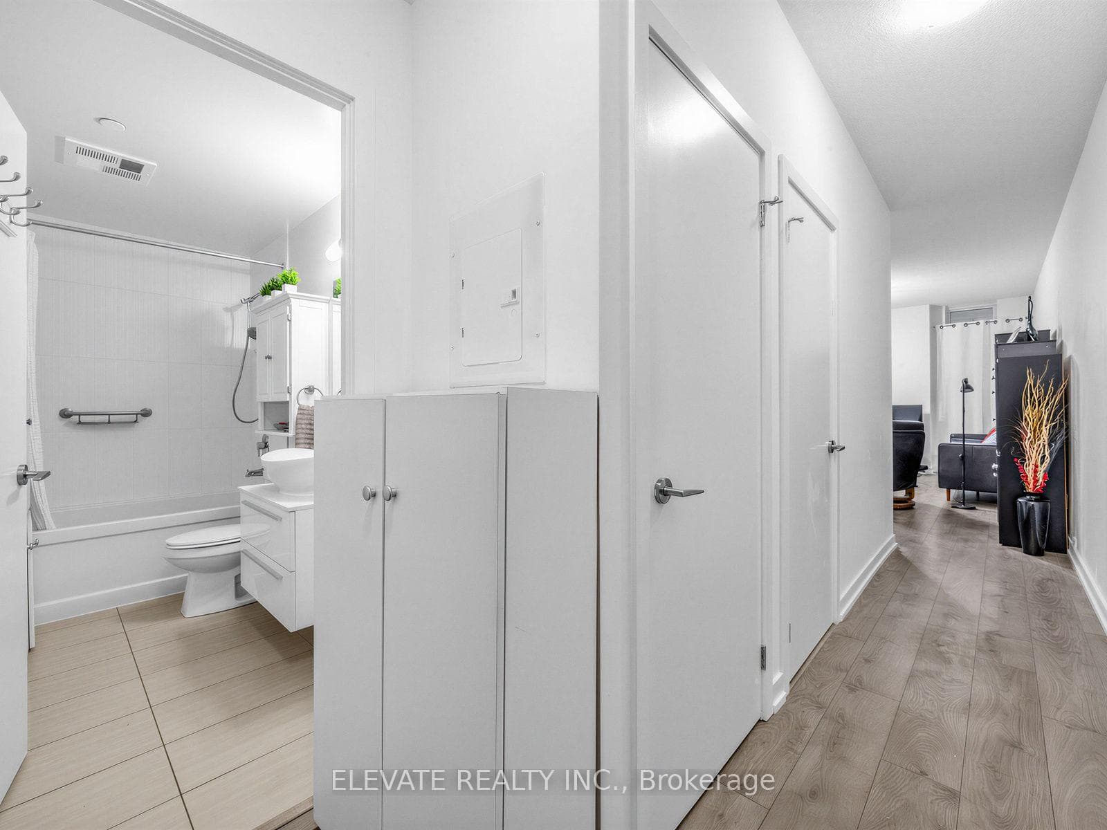 297 College Street Unit 926 photo 18