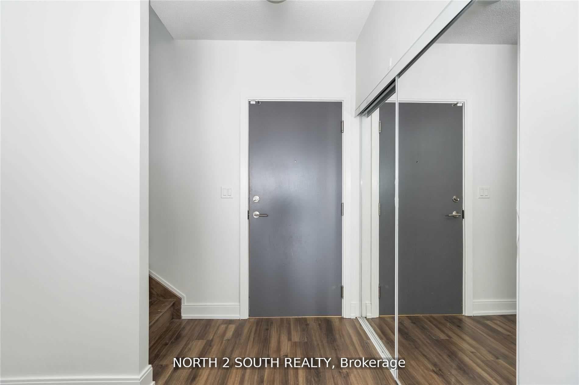 9608 Yonge Street Unit 509A photo 6