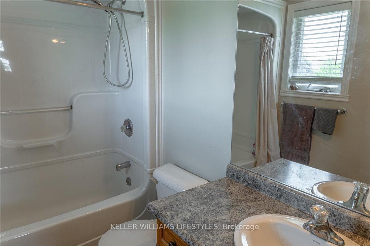 1164 Fogerty Street photo 28