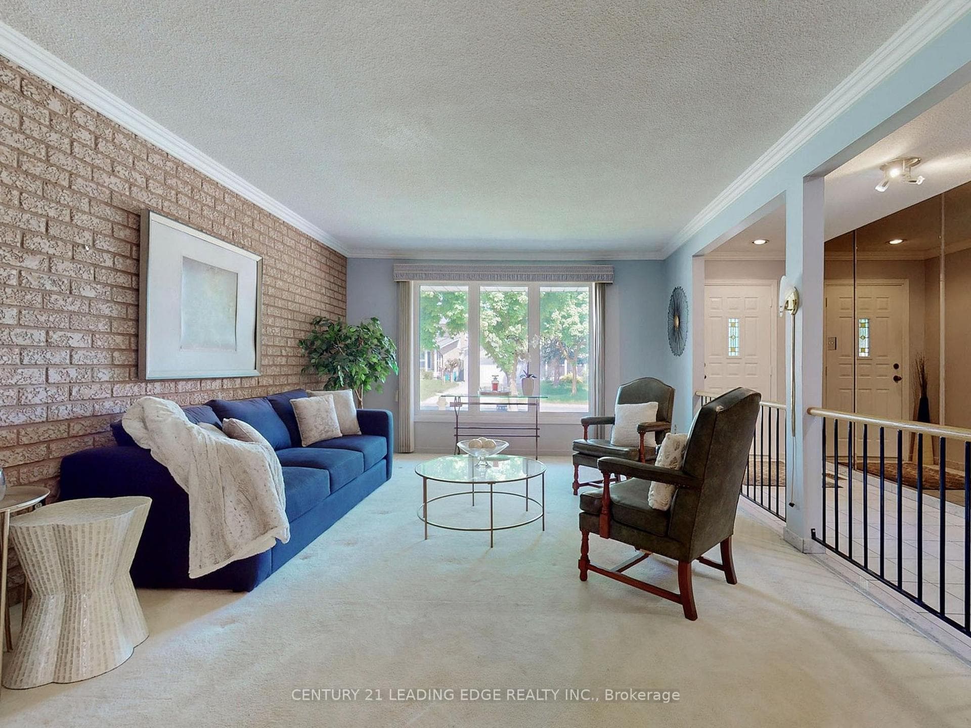 54 HIGHGATE Drive photo 7