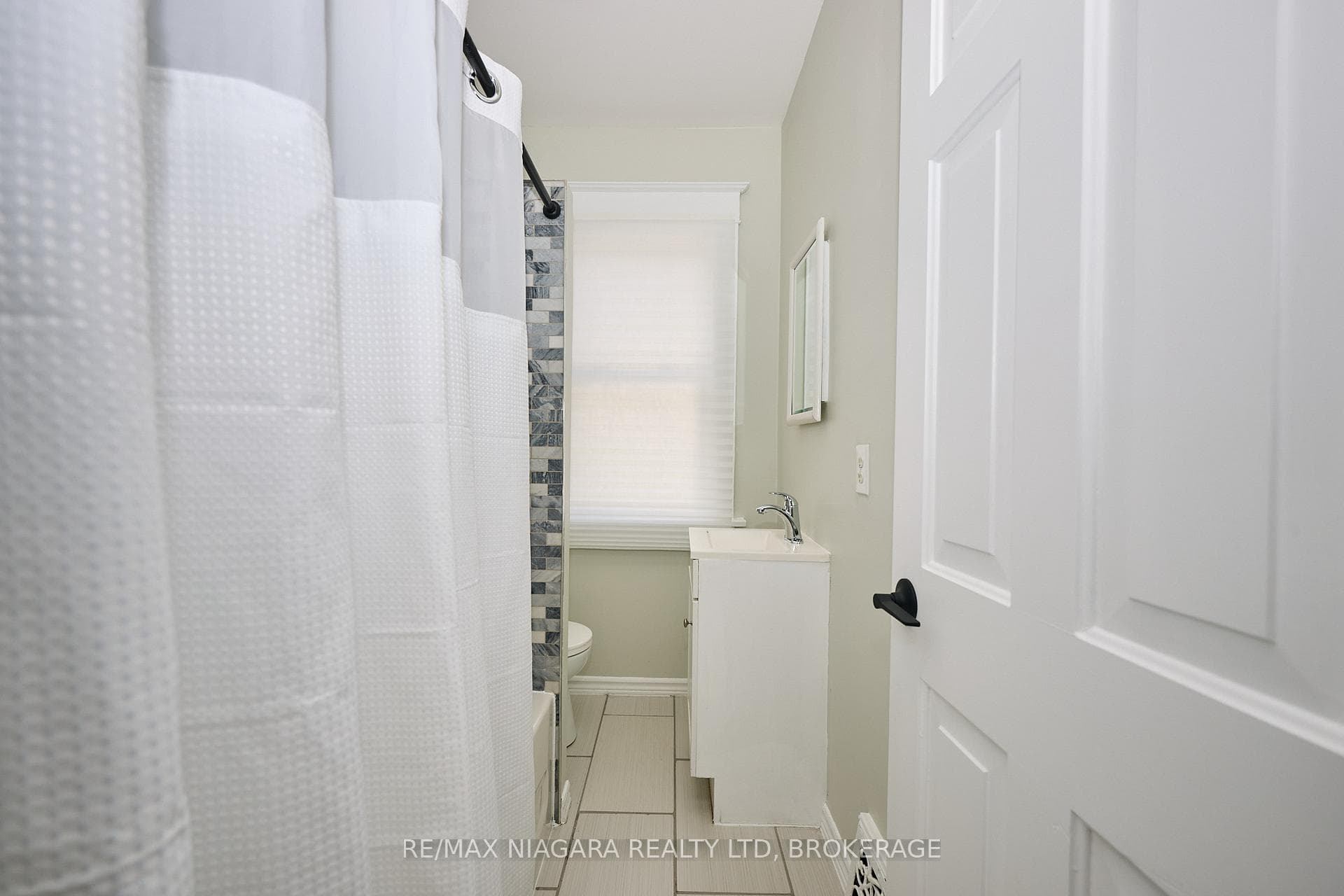 5006 Morrison Street photo 20