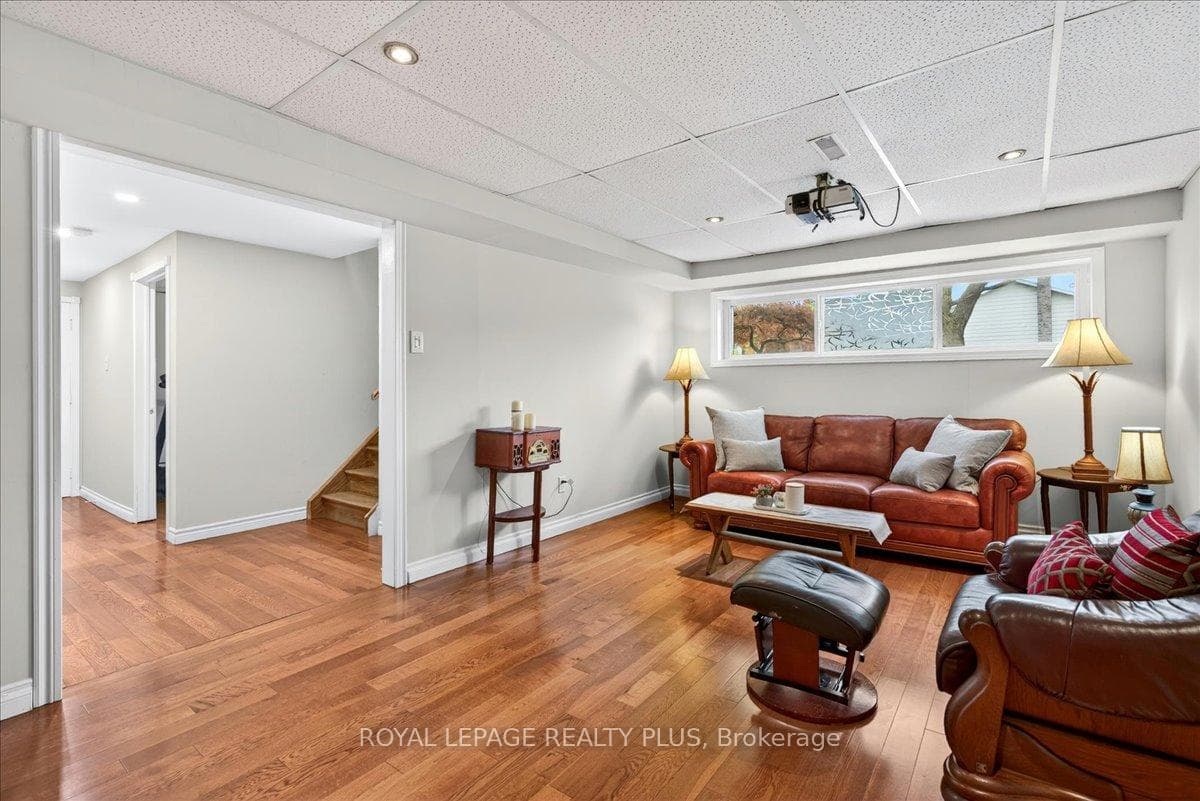 4452 Delaney Drive photo 33