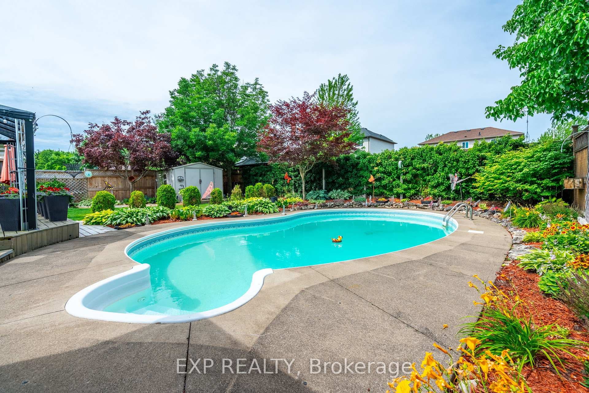 4052 Hixon Street photo 18