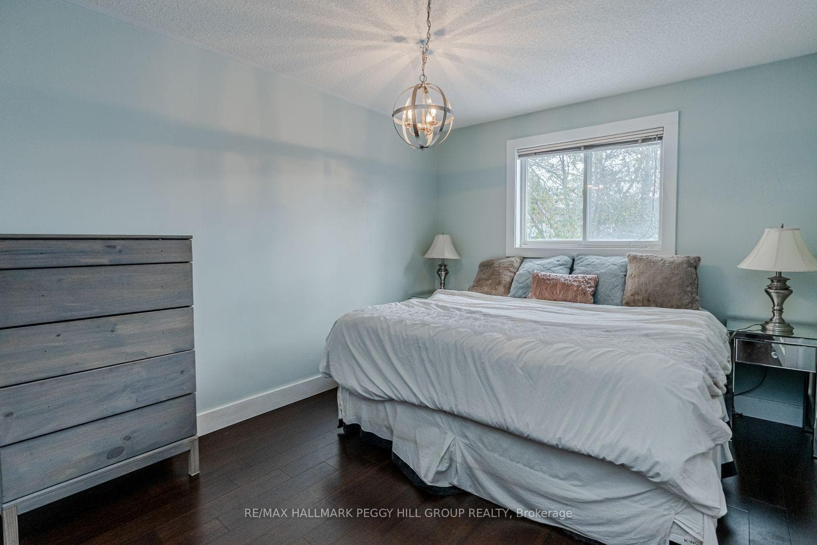 63 Mapleton Avenue photo 7