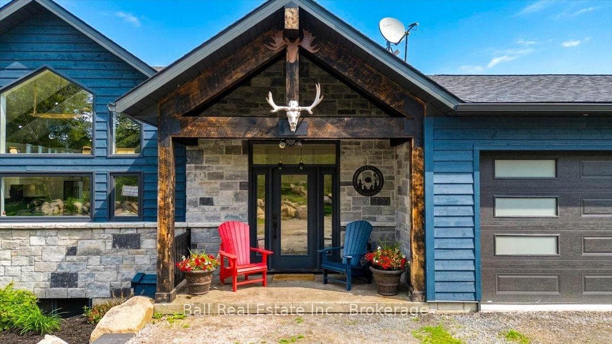 632 The South Road photo 16