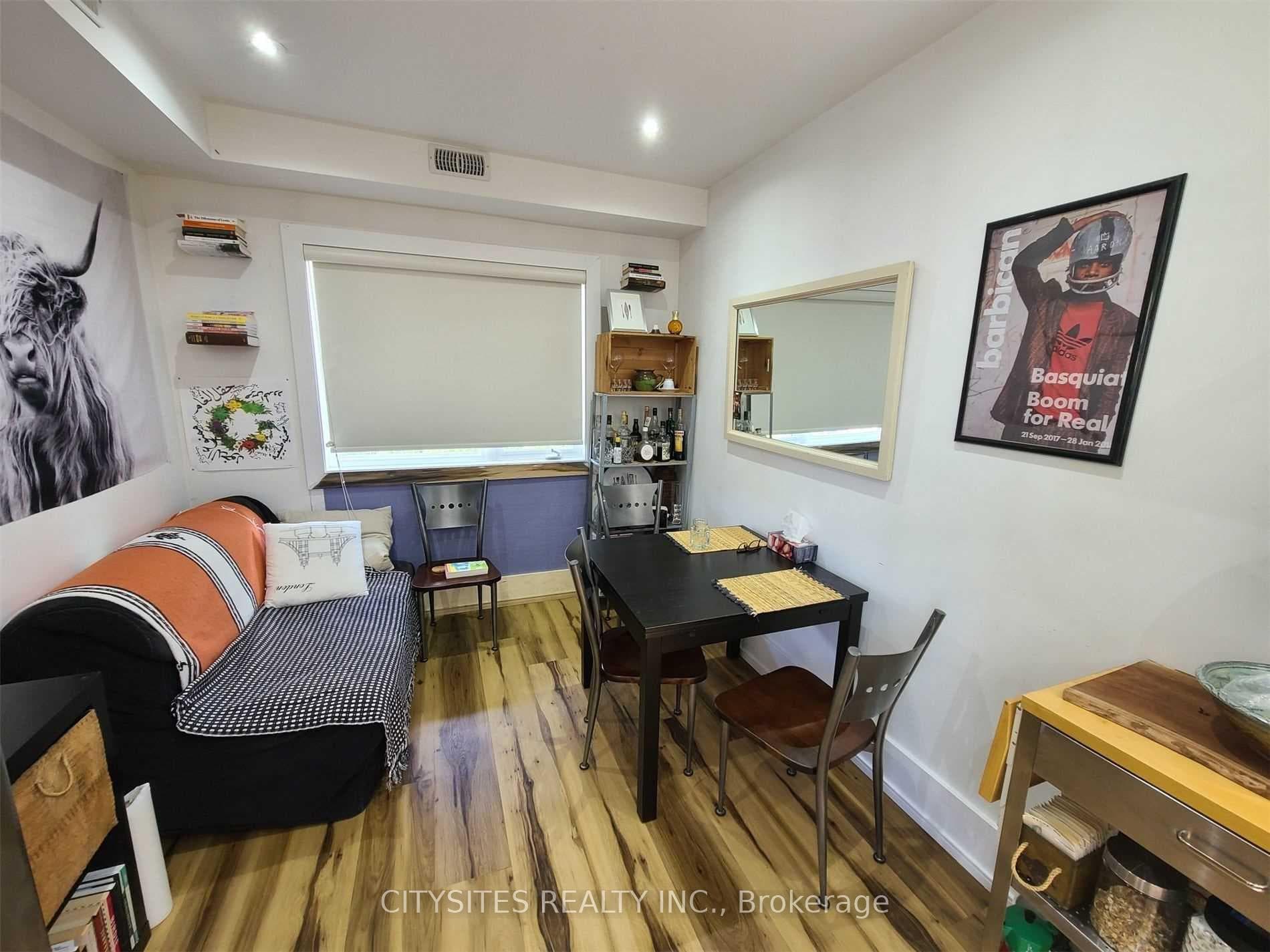 97 Campbell Avenue photo 3