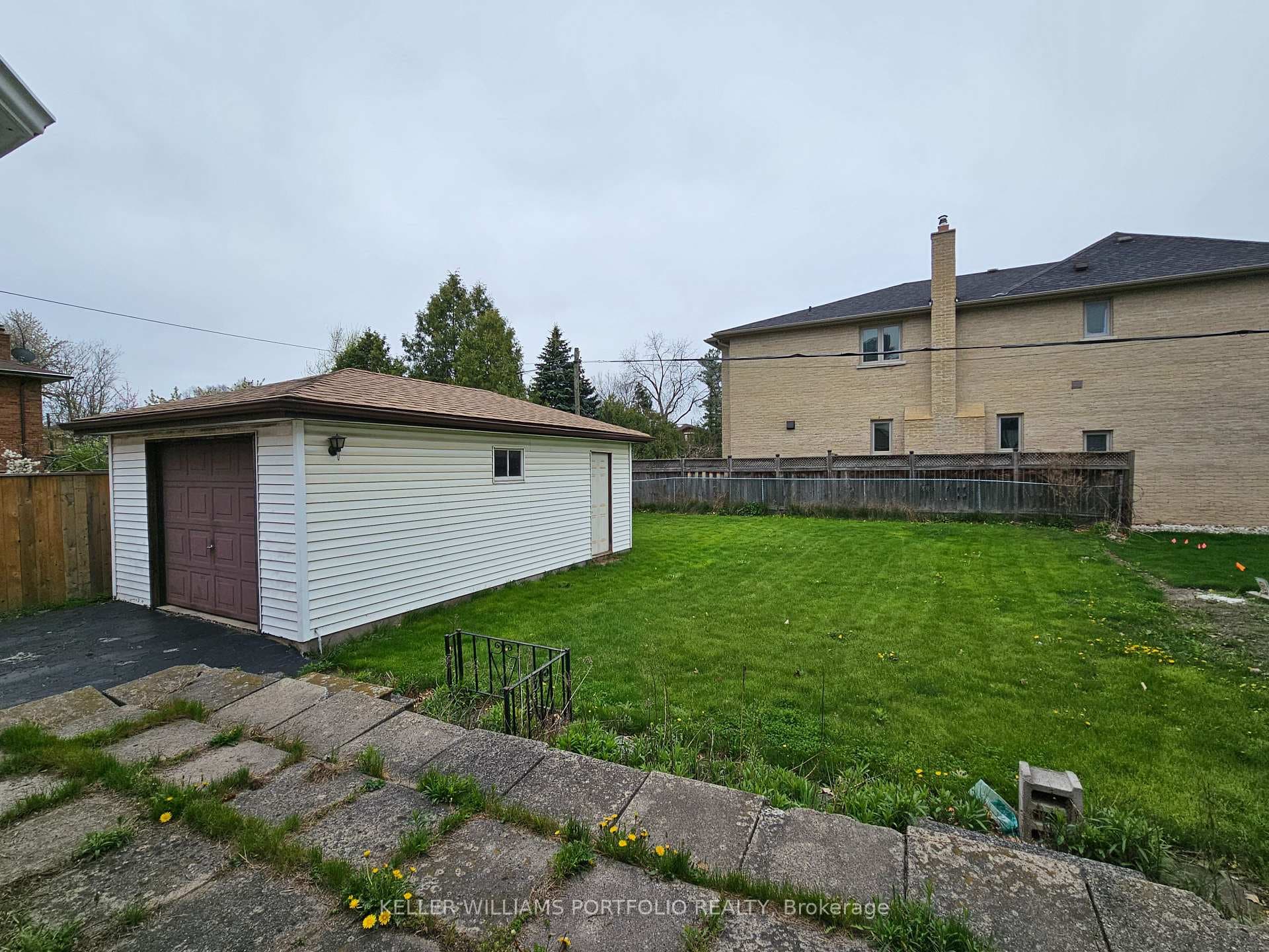 34 Poplar Avenue photo 8