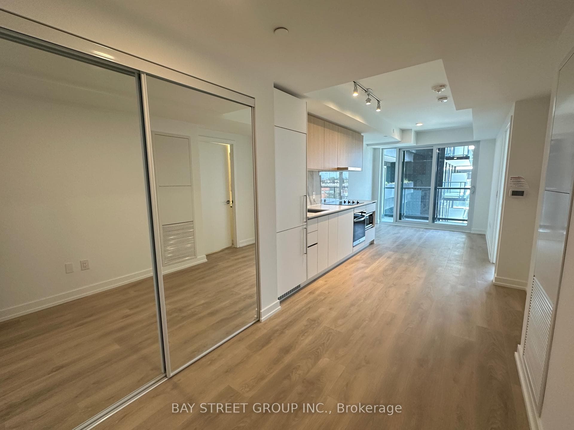 1100 Sheppard Avenue Unit 506 photo 7