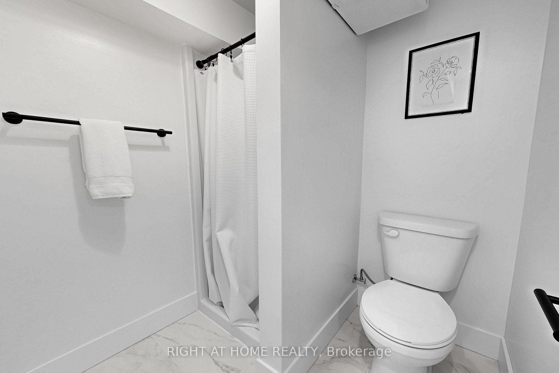 36 Huntsmoor Road photo 26