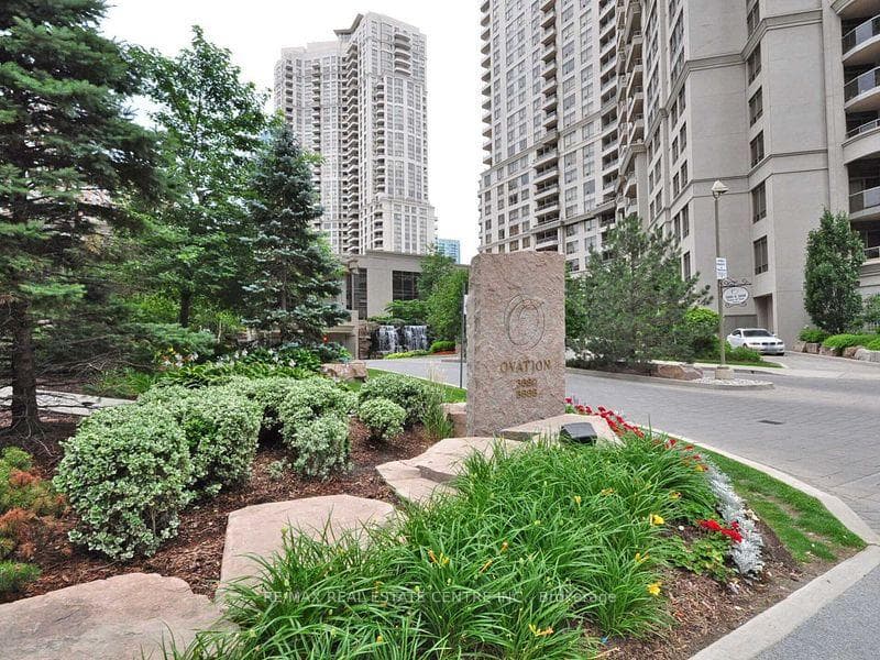 3888 Duke Of York Blvd Boulevard Unit 834 photo 4