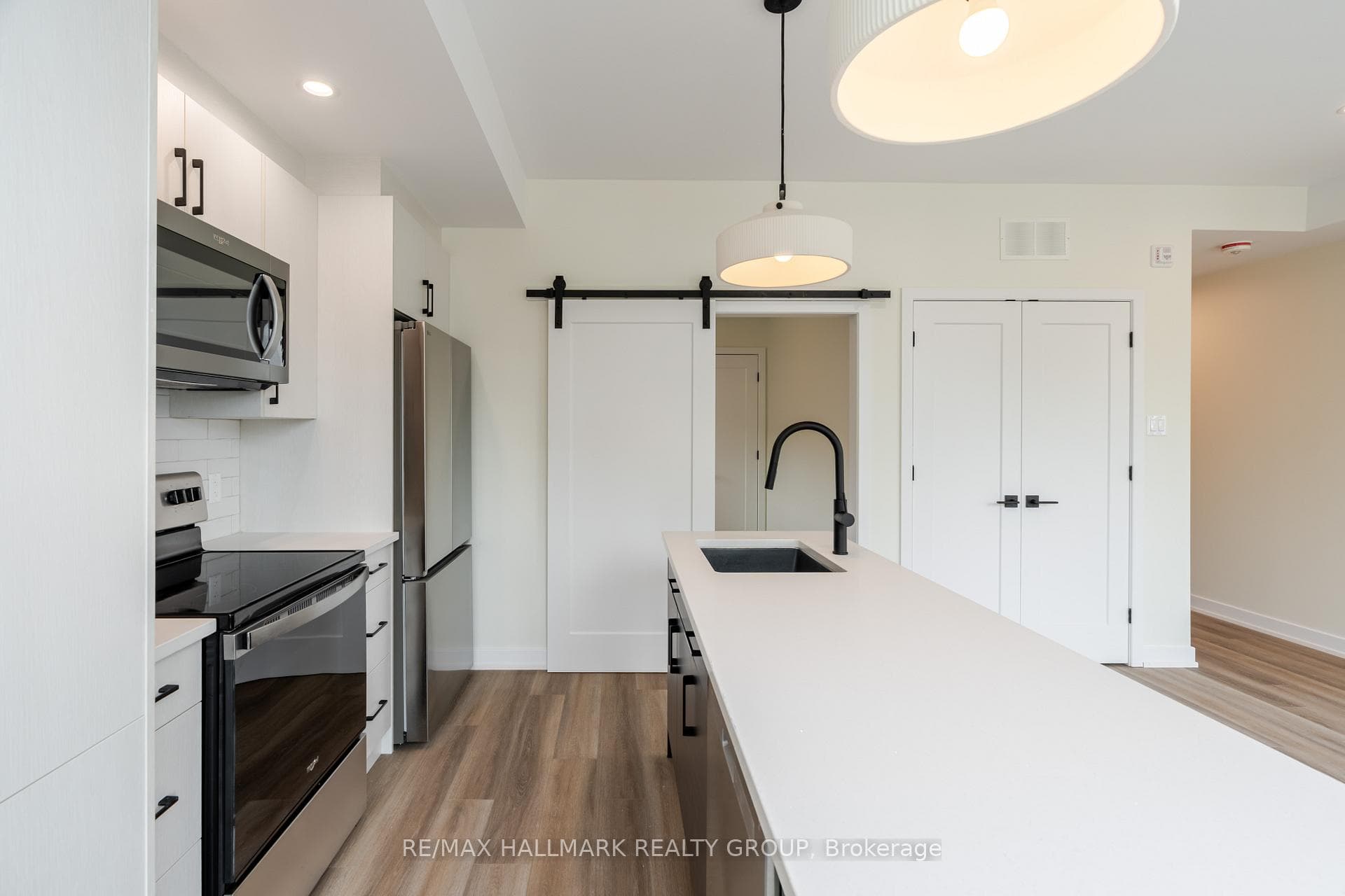 22 Sims Avenue Unit 2A photo 15