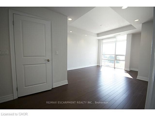 360 Pearl Street Unit 403 photo 12