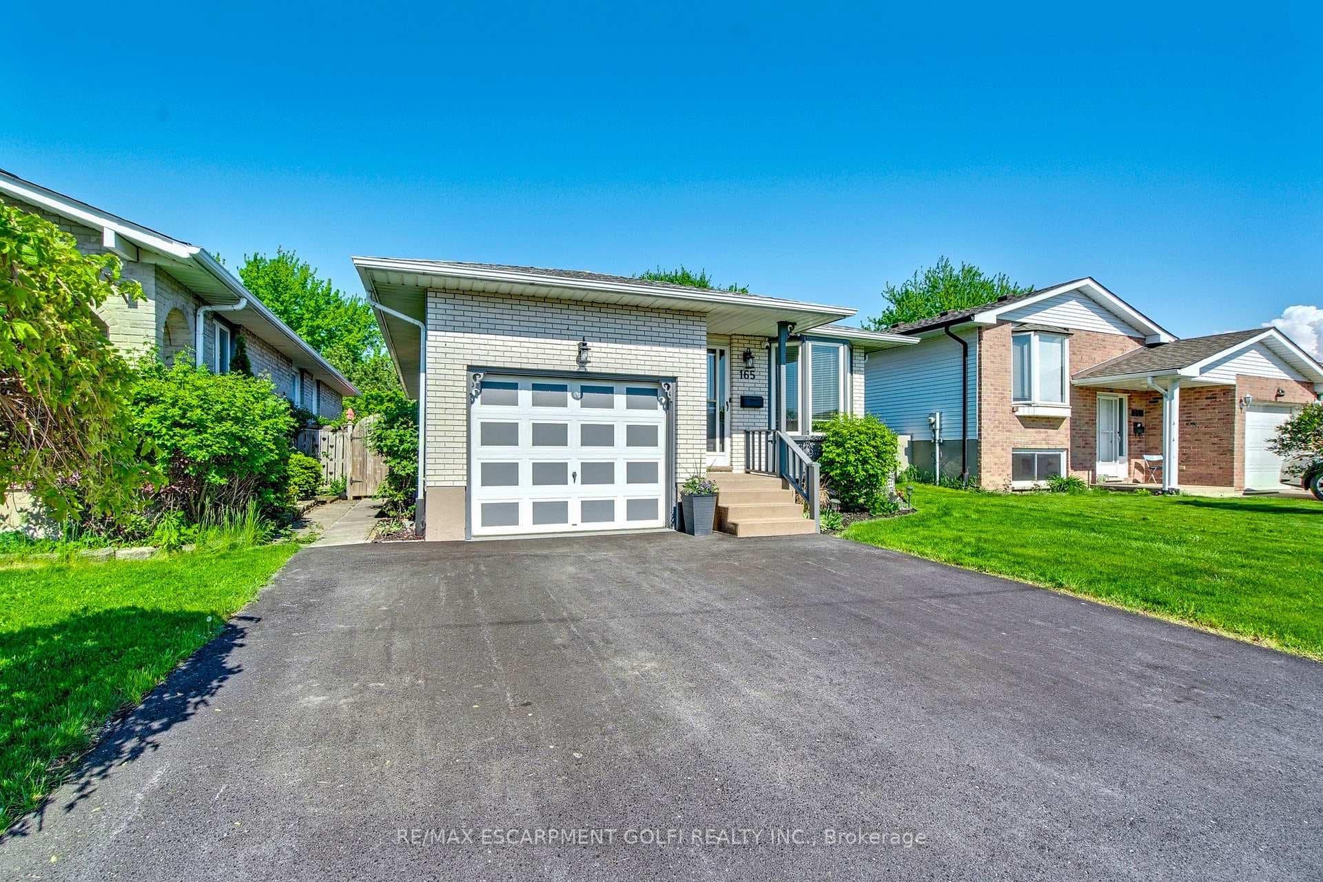 165 Woodrow Street photo 2