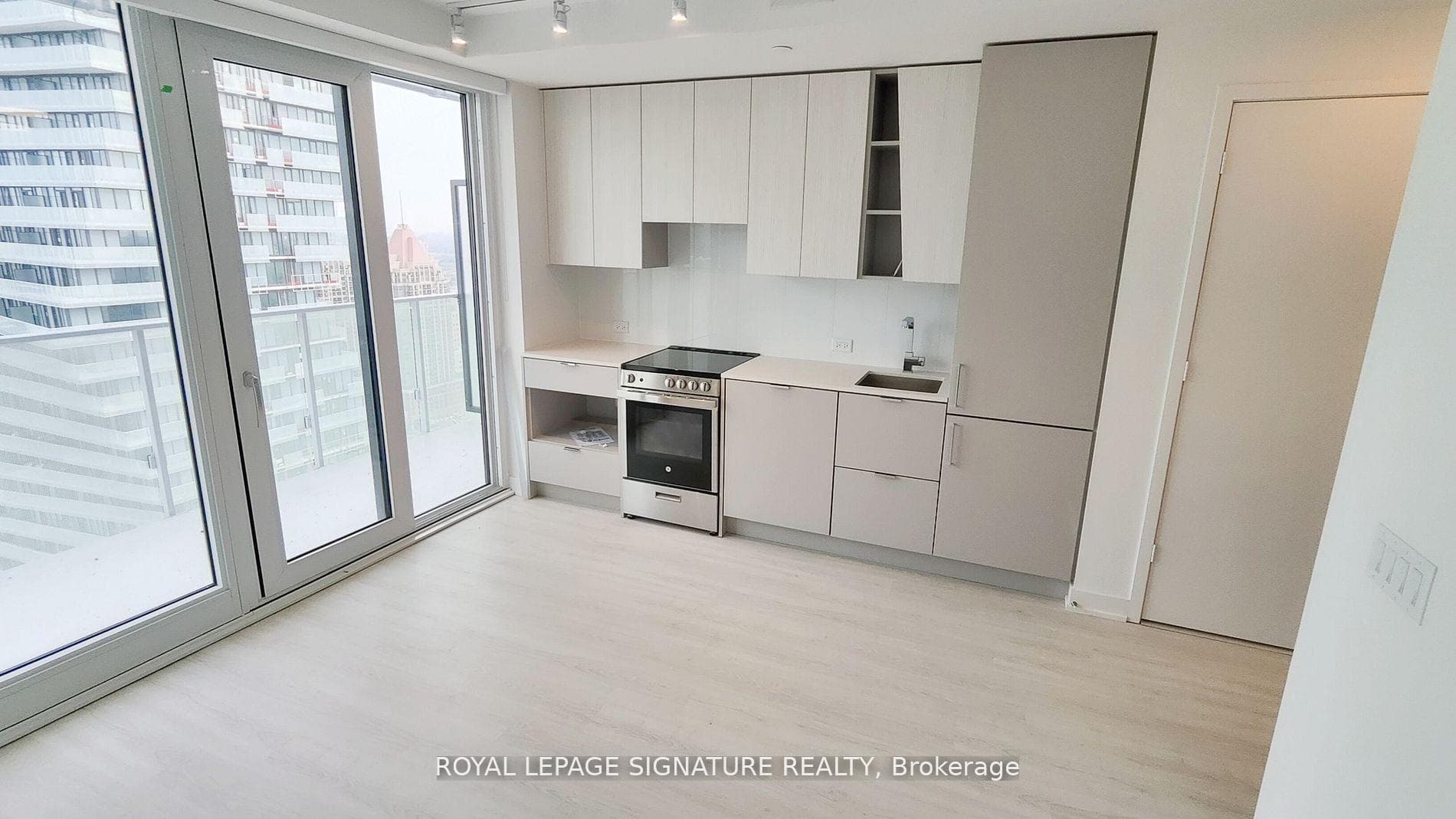 3883 Quartz Road Unit 3611 photo 3