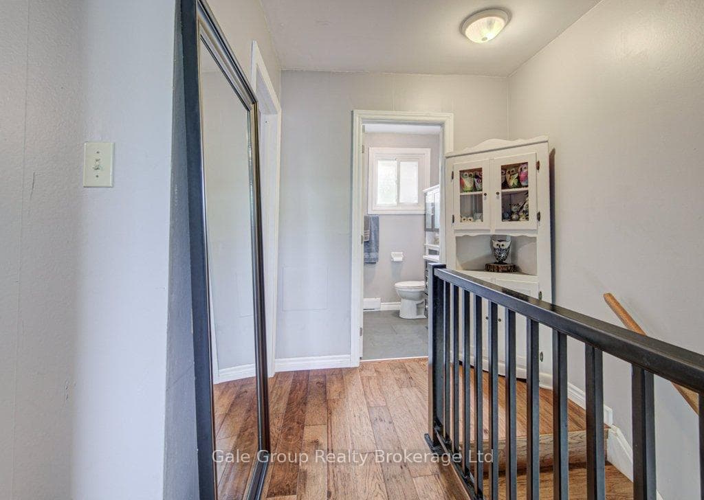 744 Nelson Street photo 28
