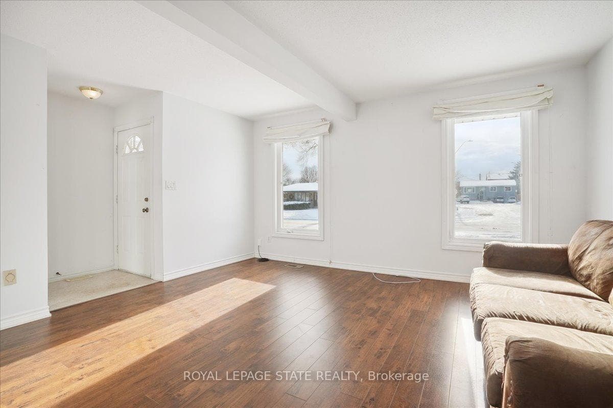 77 Cranbrook Drive photo 13