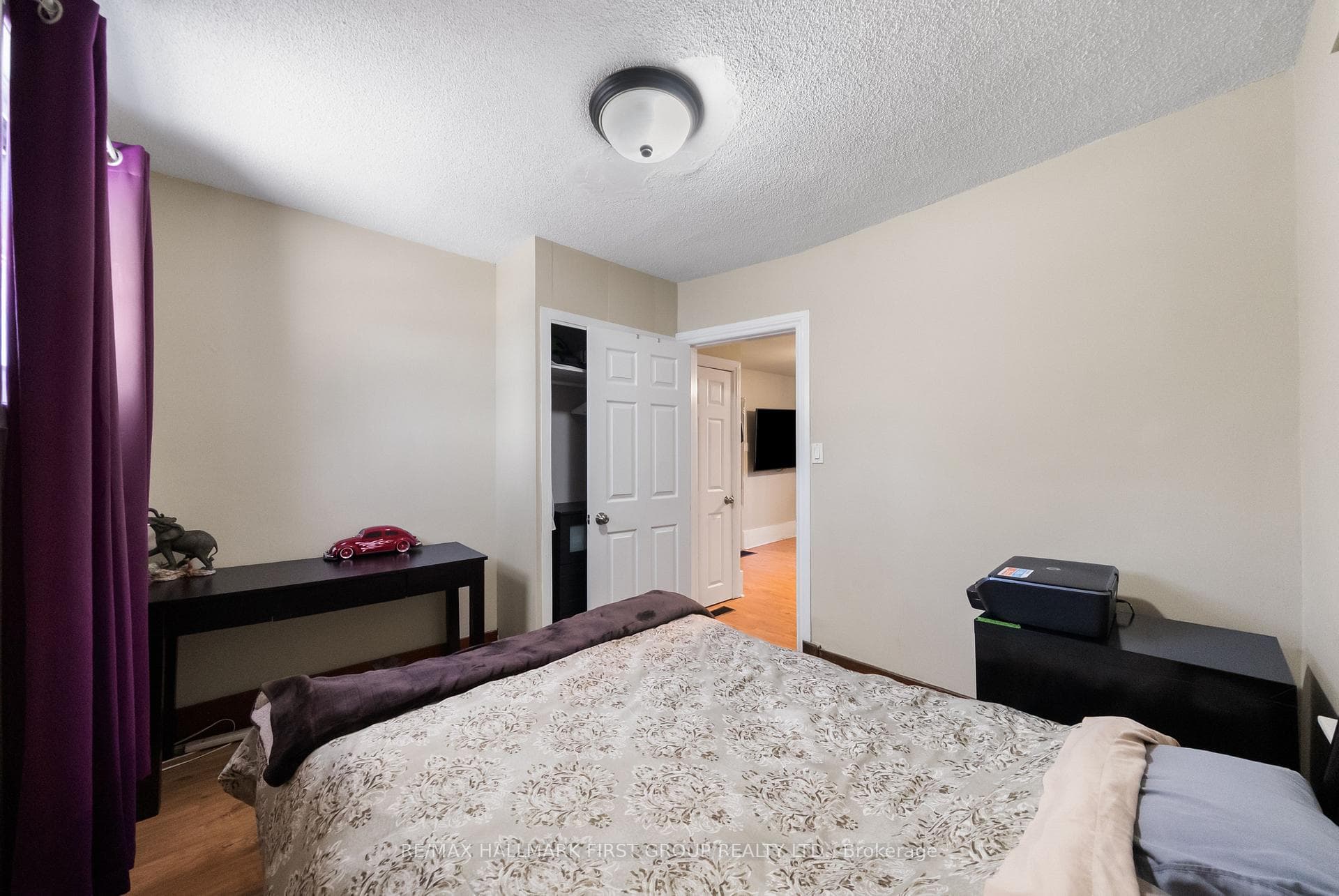 Second bedroom