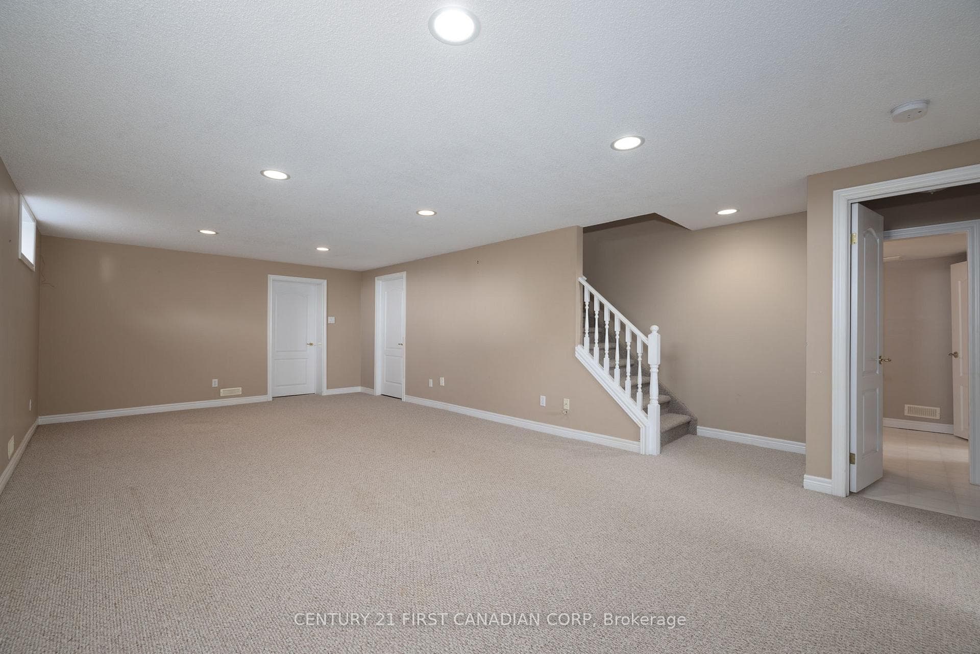 12626 Ilderton Road photo 33