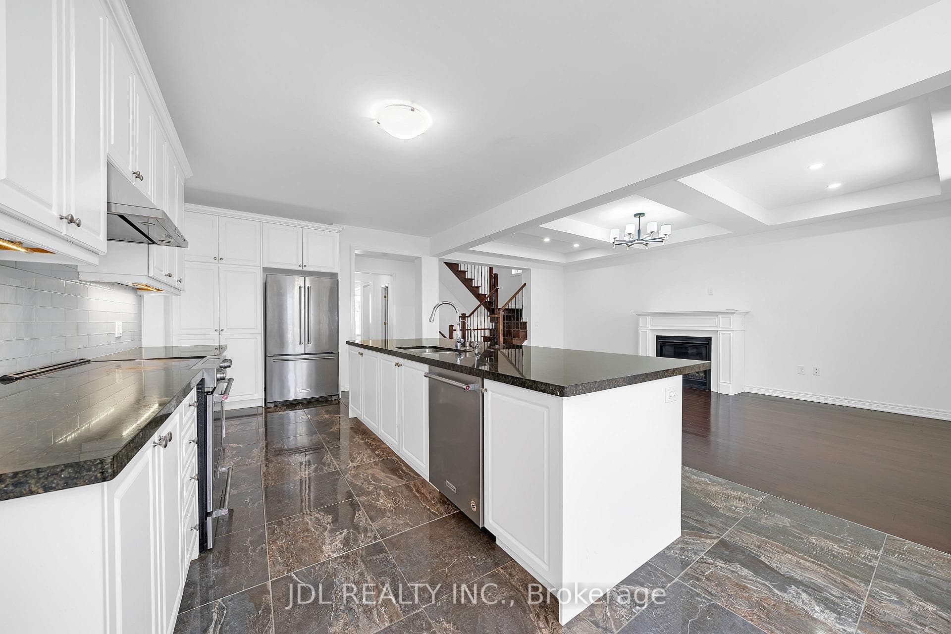 70 Forest Edge Crescent photo 16