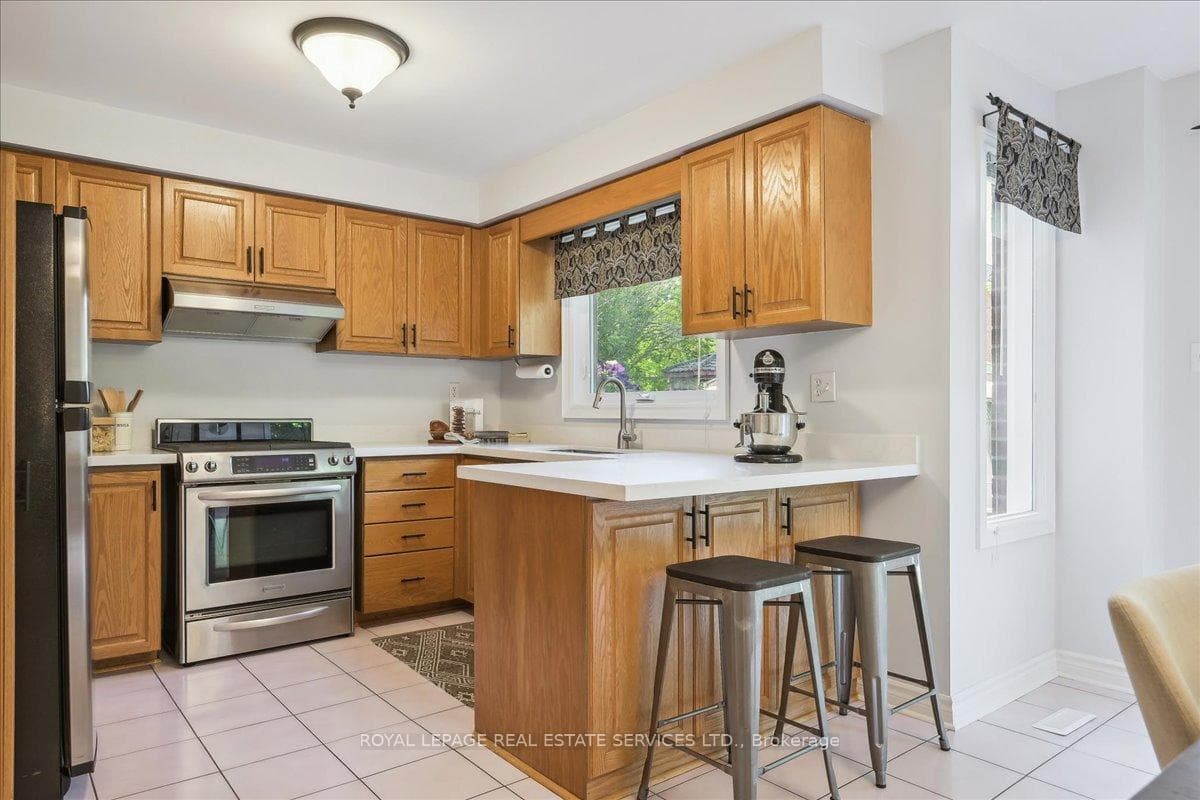 4489 Stonemill Court photo 13