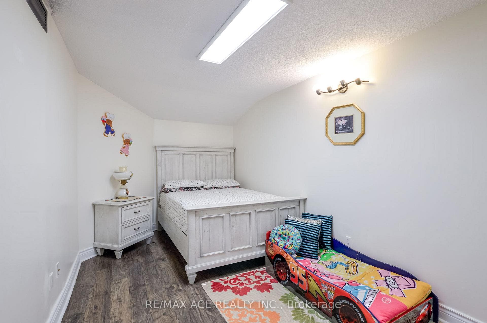 75 King Street Unit 201 photo 23