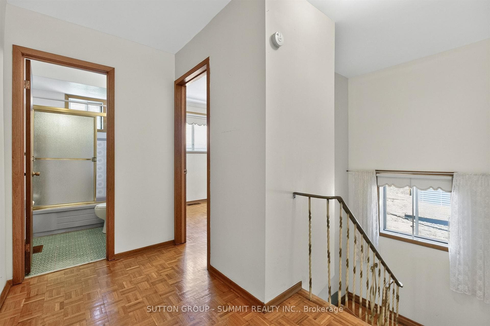20 RUTLAND Street photo 25