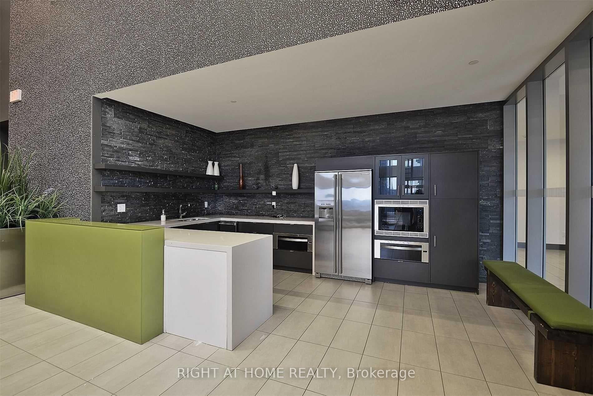 365 Prince Of Wales Drive Unit 903 photo 28