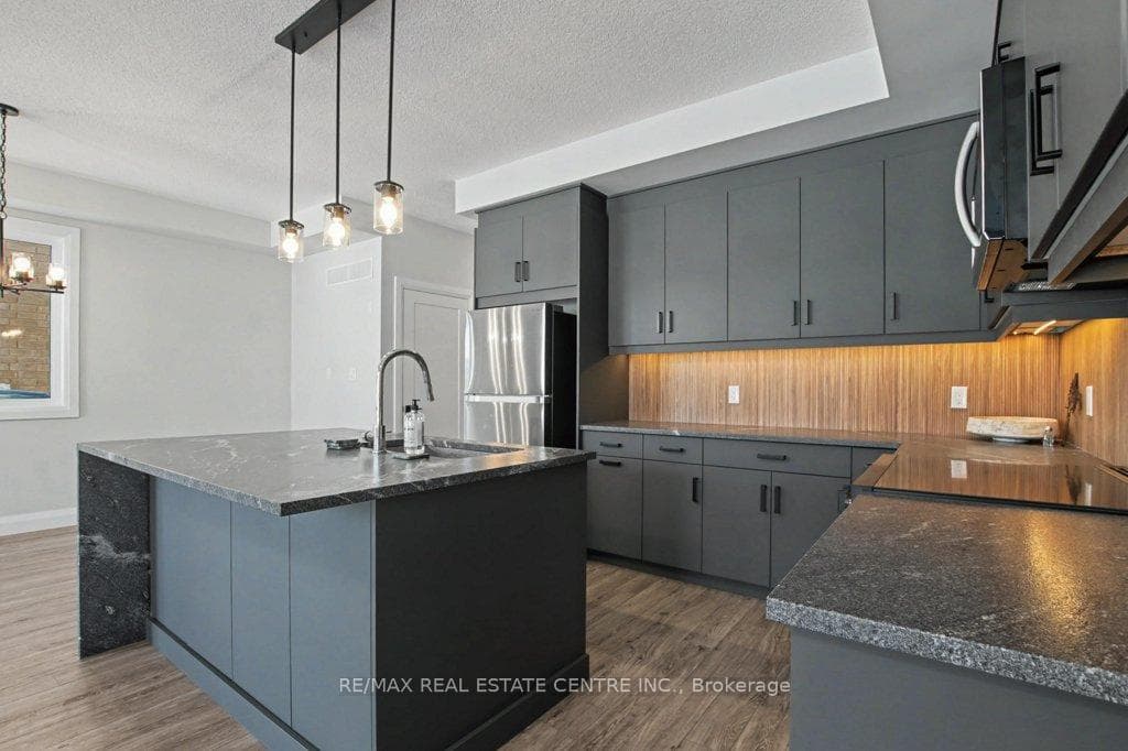 143 ELGIN Street Unit 78 photo 16