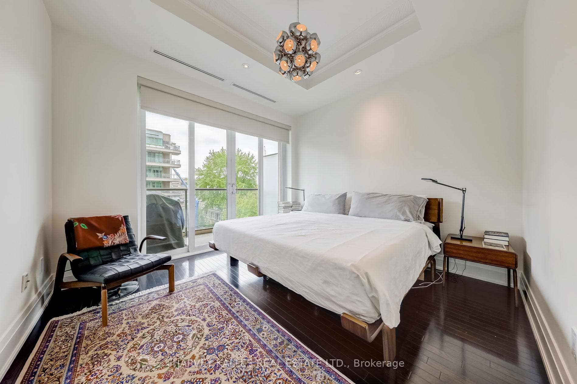 80 Yorkville Avenue Unit 501 photo 32