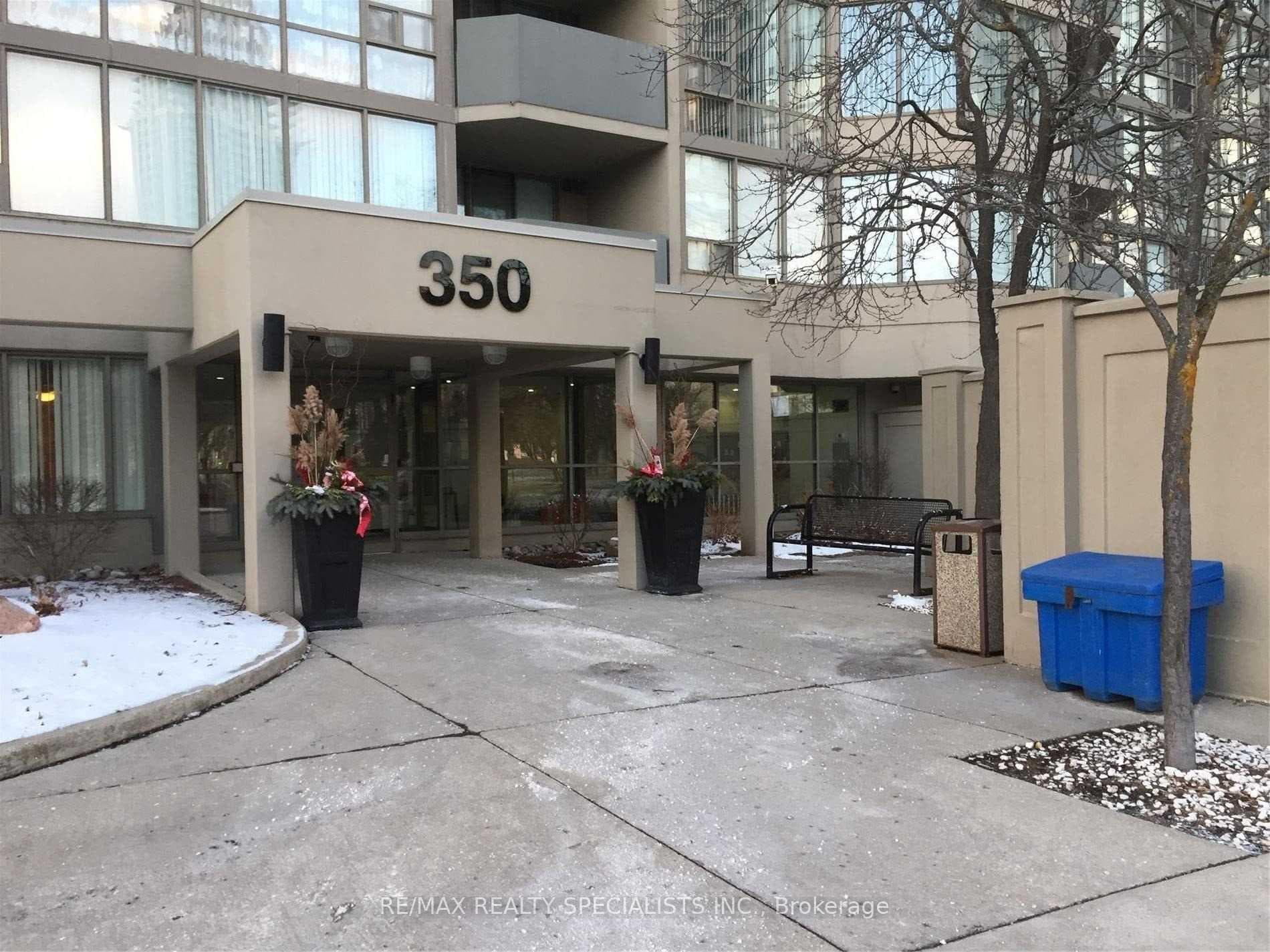 350 Rathburn Road Unit 906 photo 2